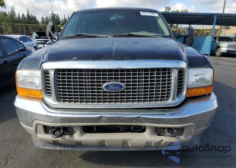 2001 Ford Excursion Limited z USA, uszkodzony, nr VIN 1FMNU43S71EA38811